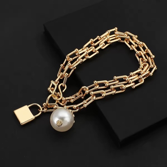 Graduated Link Elegant Gold Chain Lock Pearl Charm - Picture 10 of 14